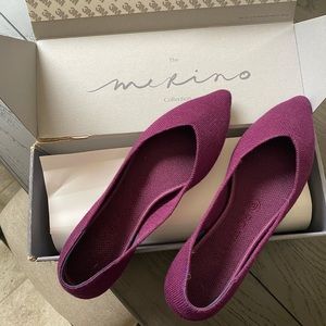 Rothy’s Merino Aubergine Point, fits like a 7.5